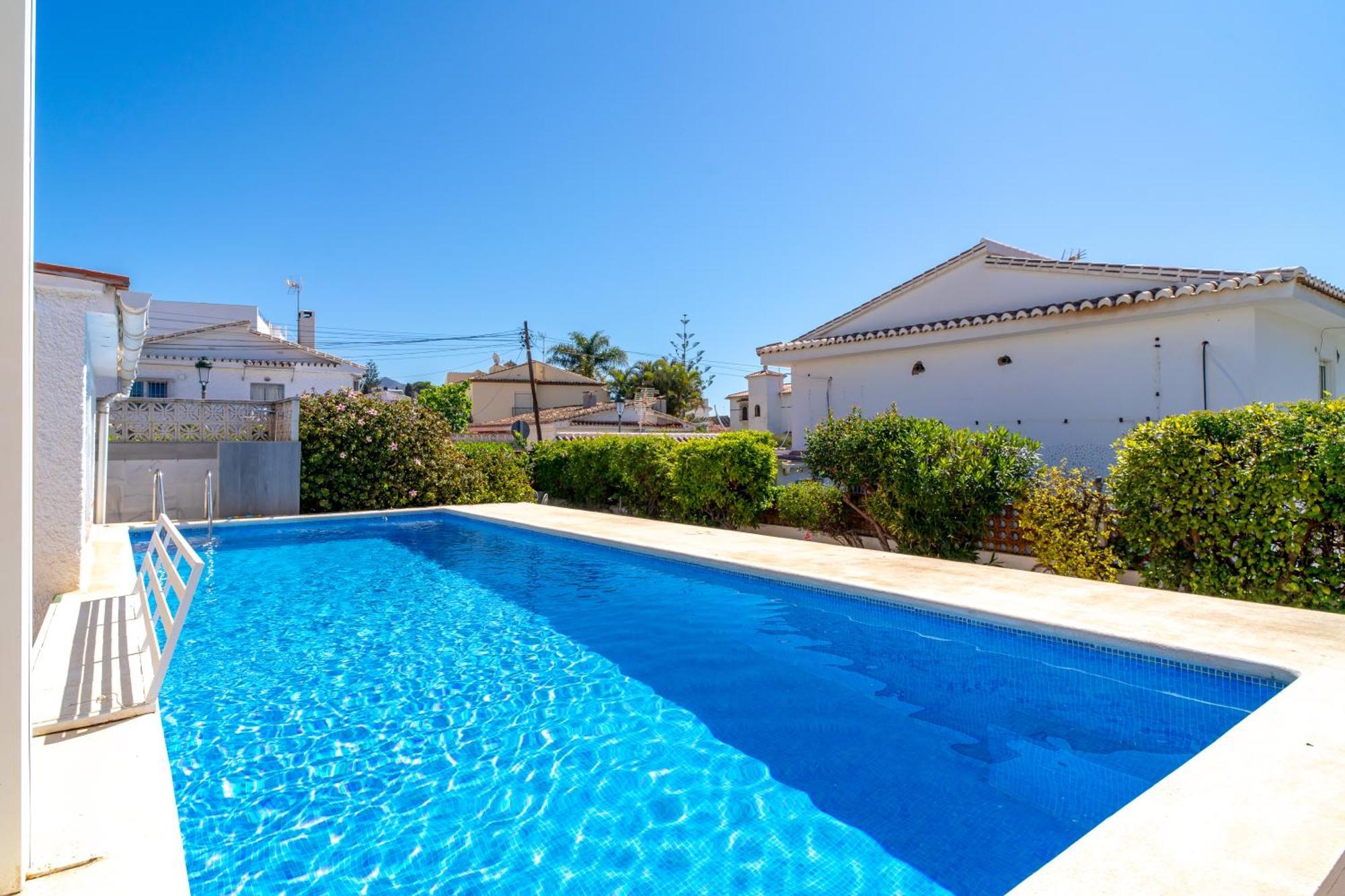 Villa Sevilla Casasol نيرخا المظهر الخارجي الصورة